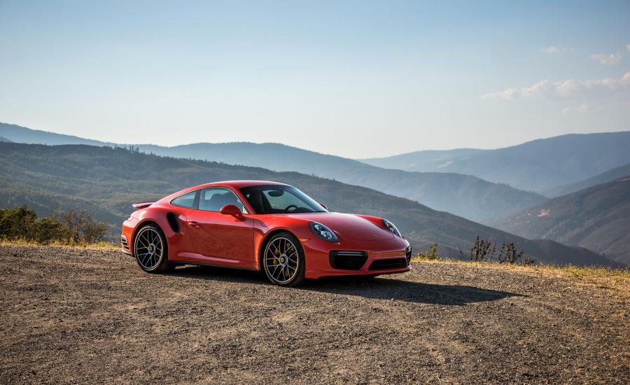  Porsche 911 Turbo S Coupe 2016 года  (NA) (фото 27 из 29)